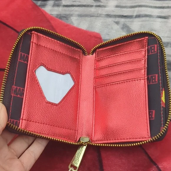 Iron Man zip around wallet - Picture 6 of 8